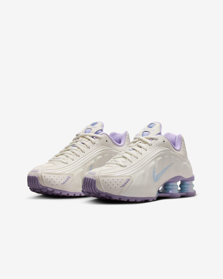 Nike Shox R4 Soft Pearl Hydrangeas (GS)