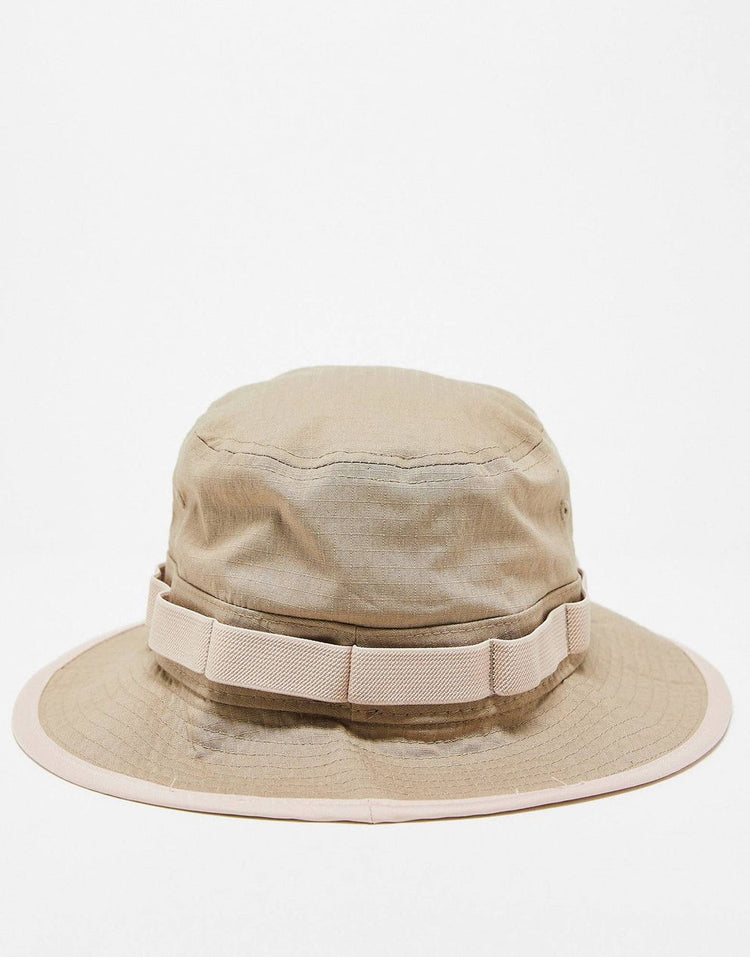 NIKE APEX DRI-FIT BUCKET HAT PEACH