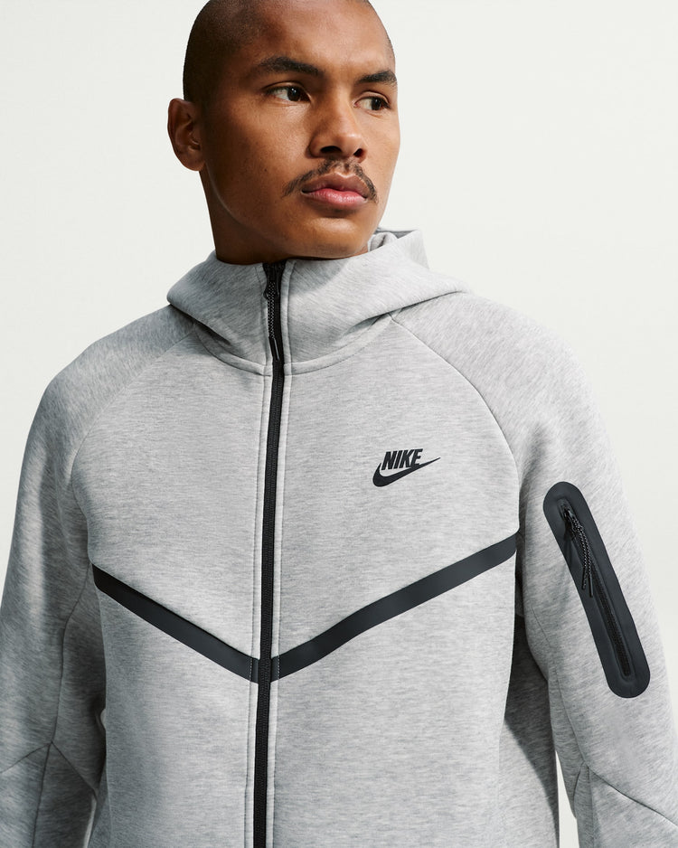 NIKE TECH FLEECE “GREY