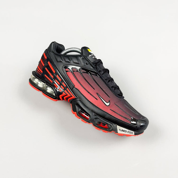 Nike Air Max Plus 3 "Deadpool"