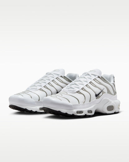 Nike Air Max Plus “Black Gradient Red