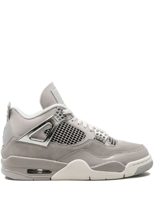Air Jordan 4 "Frozen Moments