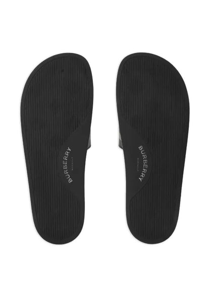 Burberry Vintage/New Season Check slides