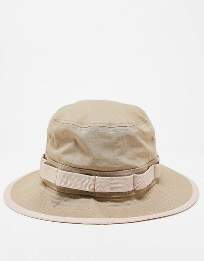 NIKE APEX DRI-FIT BUCKET HAT PEACH